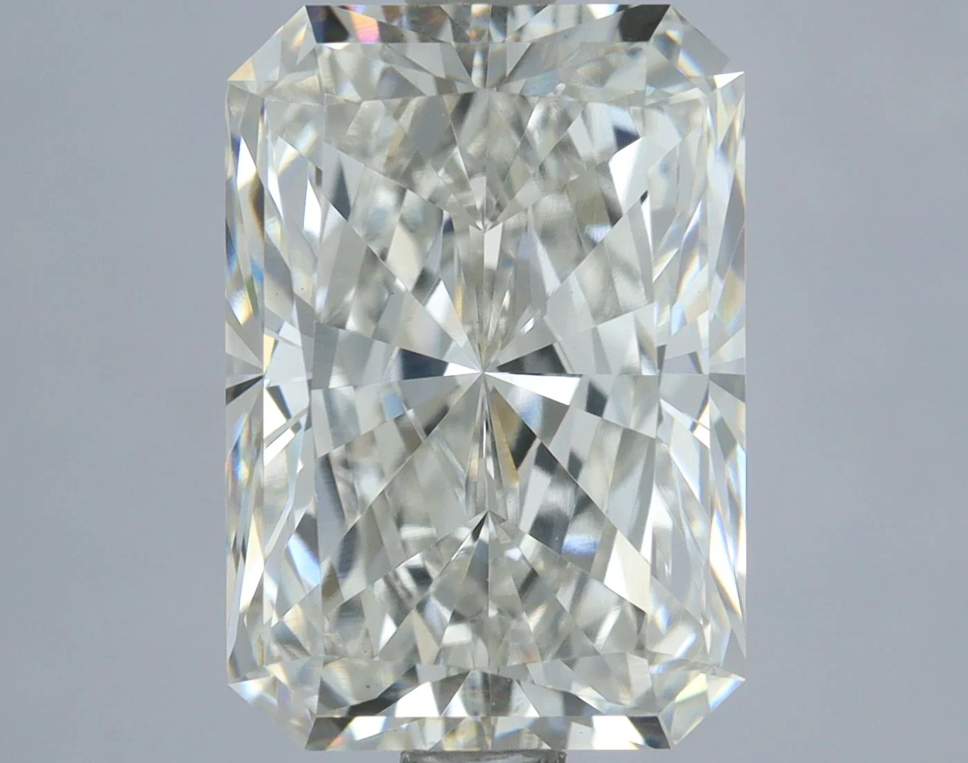 2.5 Carat H-VS1 Radiant Lab Diamond
